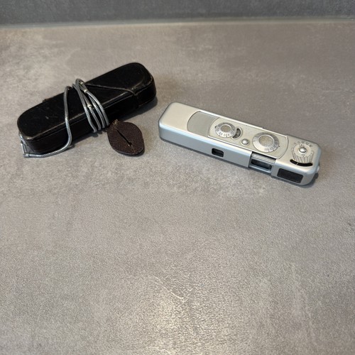 Minox kamera mit selen - b,