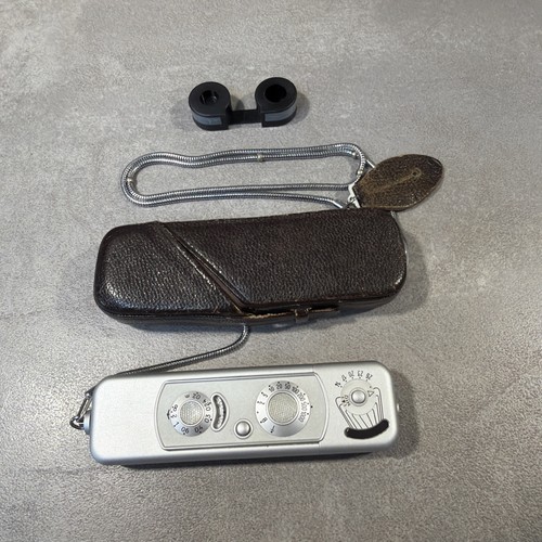 Minox kamera mit selen - b,